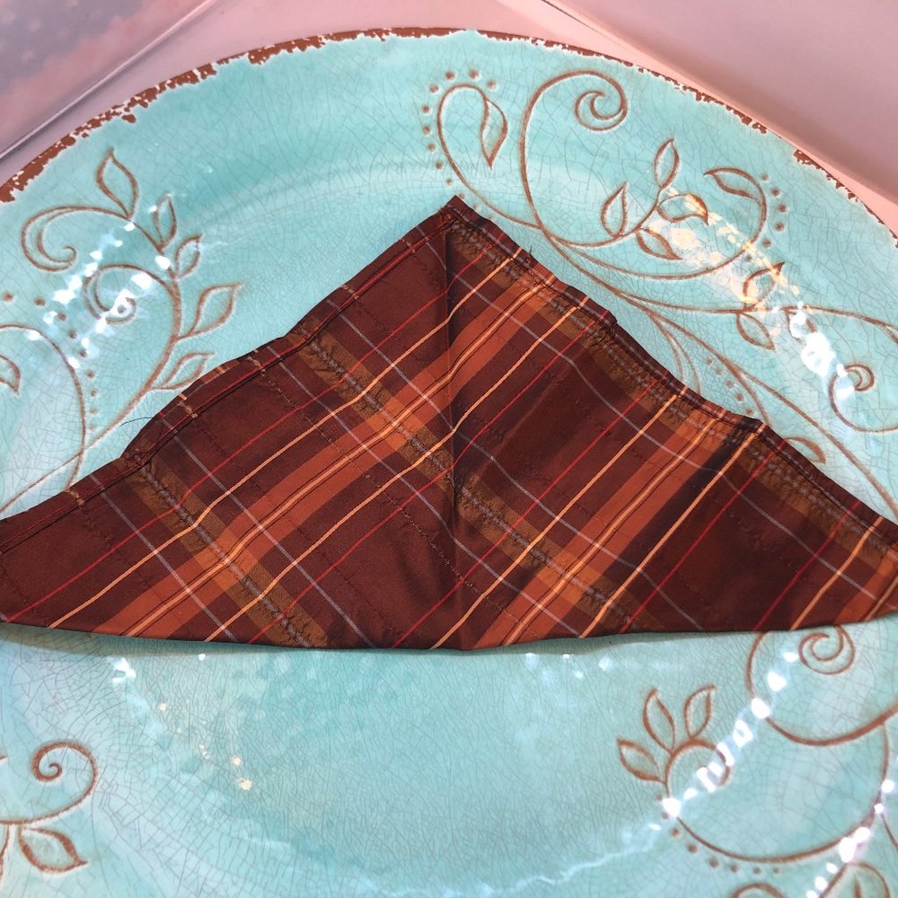Beautiful Plaid-Pattern Silk Pocket Square in Execellent Condition!